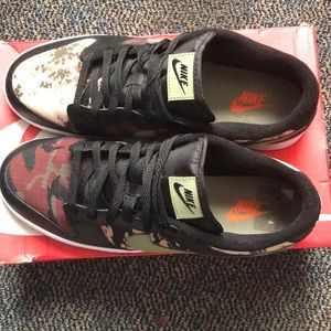 Nike Dunks low SE Black Multi-Camo